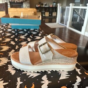 TOMS Women's Tan Wedge Sandals